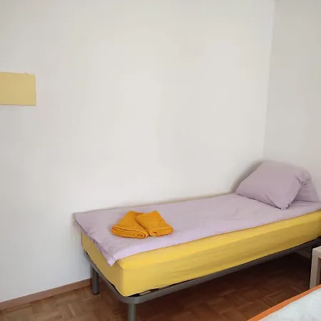 Casa Kromatica Country * Locarno